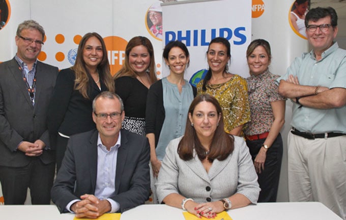 Philips y UNFPA suscribieron un acuerdo para desarrollar actividades a beneficio de futuras madres como jóvenes de la región de Latinoamérica y el Caribe.
