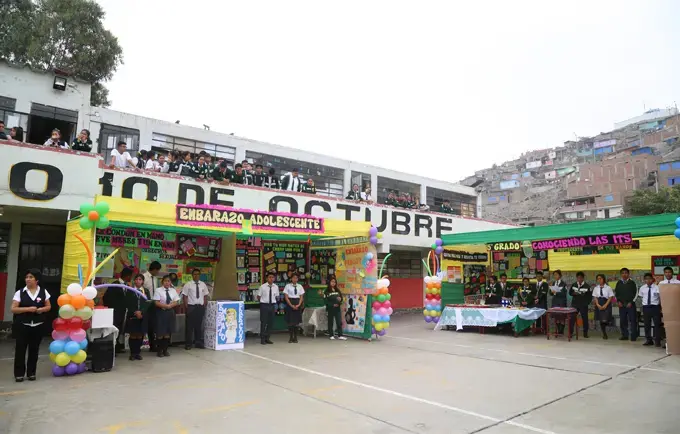 Cerca de 5,000 estudiantes de secundaria de San Juan de Lurigancho están mejor preparados para prevenir embarazos en la adolescencia