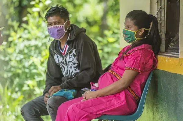 Planificación familiar un derecho lejano para la mujer ngäbe en Panamá